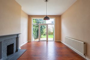 Living Room- click for photo gallery